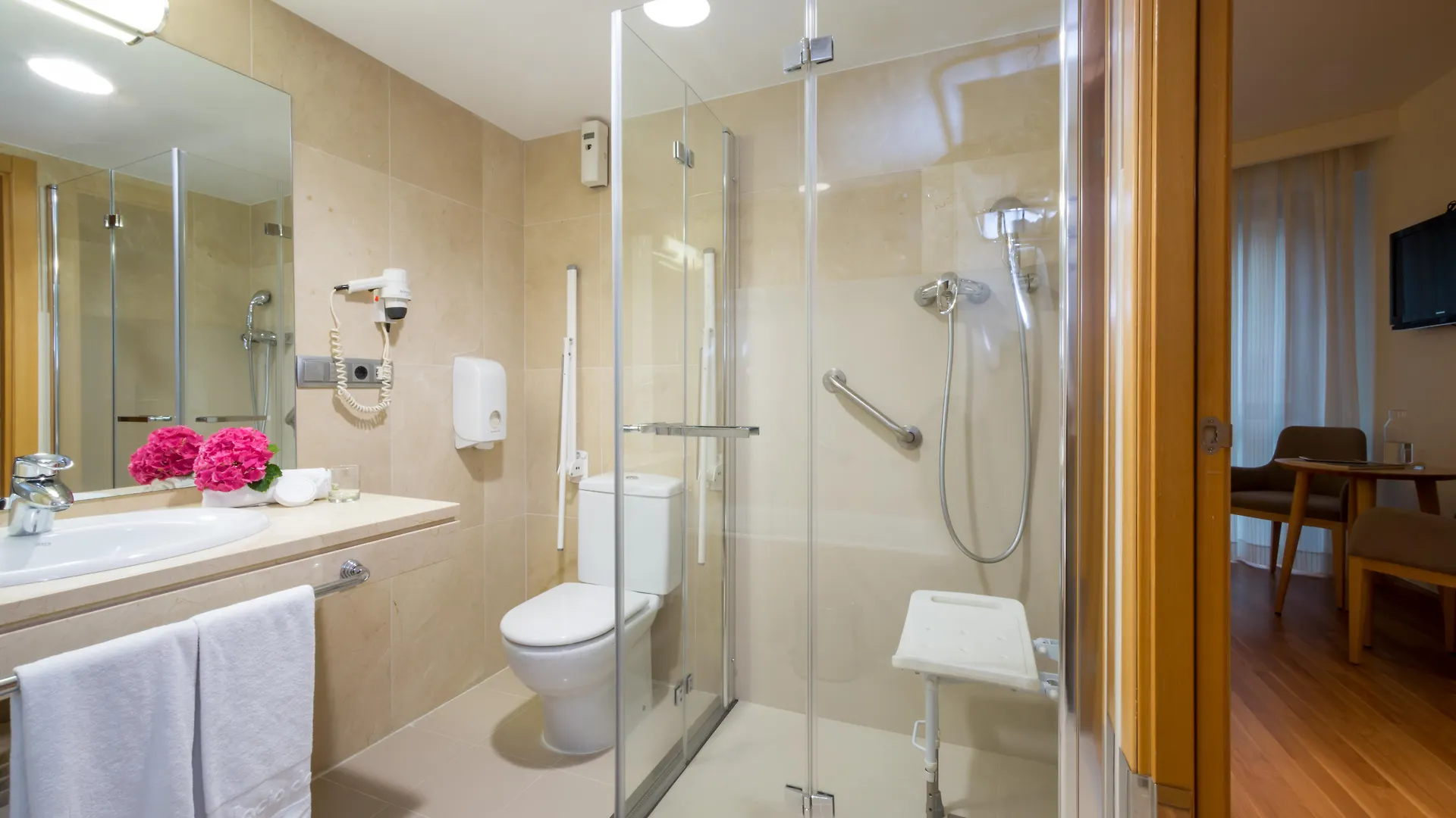 Hotel Palacio De Aiete San Sebastián 4*,